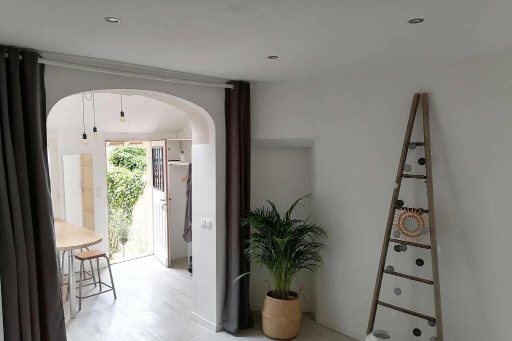 Les Etapes Chartraines Parking Wifi Jaccuzi Apartment ชาร์ตร ภายนอก รูปภาพ