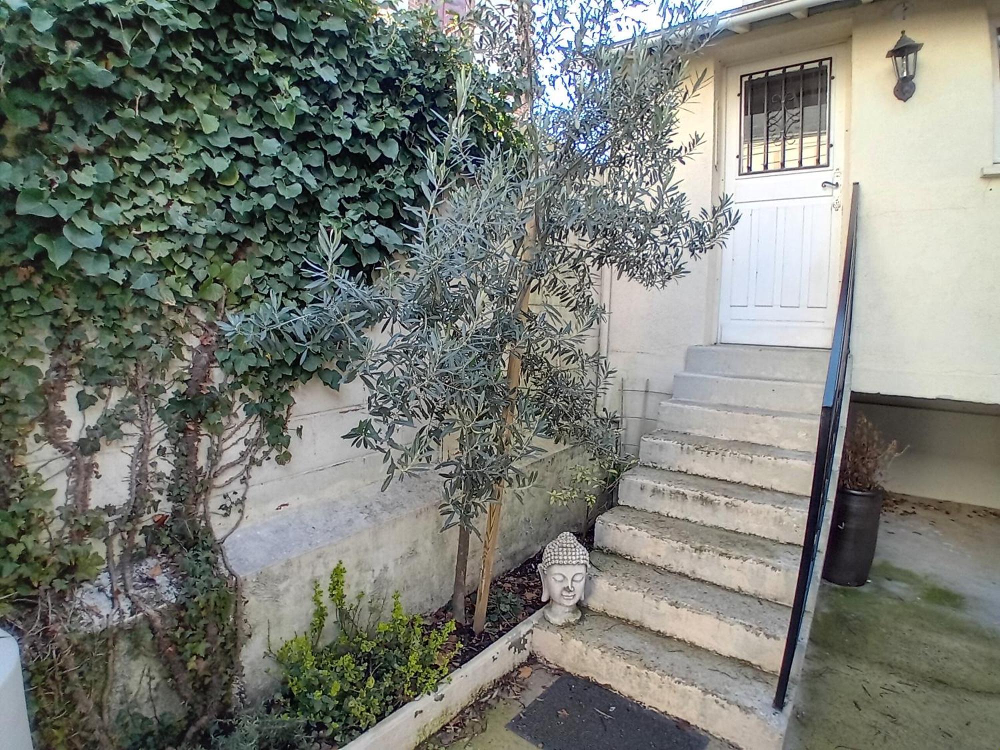 Les Etapes Chartraines Parking Wifi Jaccuzi Apartment ชาร์ตร ภายนอก รูปภาพ